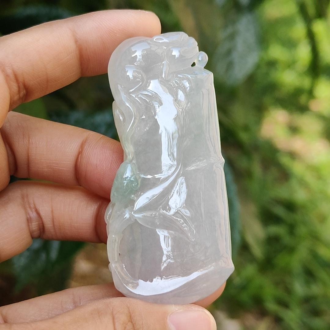 Semi Icy Lavender with green Natural Type A Jadeite Jade crafted with Bamboo and lizard as Pendant, certificate weigh 43.34 grams, measurement 64.3 * 30.5 * 10 mm (pendant196) Yi Pin Qian