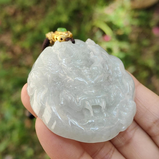 Domineering Dragon Natural Type A Jadeite Pendant Necklace with certificated included weigh 46.81 grams, 51.8 * 47.2 * 11.6 mm, symbols of Career is like a rainbow, auspicious and healthy, and noble status, suitable for daily wear (pendant48) Yi Pin Qian