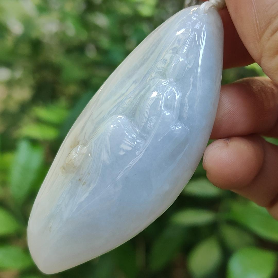 Crafted as Faceless Buddha with Natural Type A Jadeite Jade as Pendant, certificate weighs 40.68 grams, measurement 69.5 * 29.5 * 11.6 mm (pendant314) Yi Pin Qian Jadeites Jade Jewelry ~Your Precious Quintessential ~ Singapore