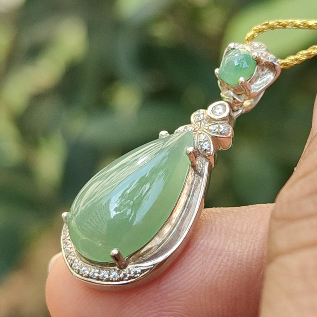 Apple Green Quality Translucent Drop Shape Cabochon on Natural Type A Jadeite Jade set on S925 as pendant, certificate weighs 3.12 grams, measurement 16.3 * 9.2 *4 mm (s925p3) Yi Pin Qian Jadeites Jade Jewelry ~Your Precious Quintessential ~ Singapore