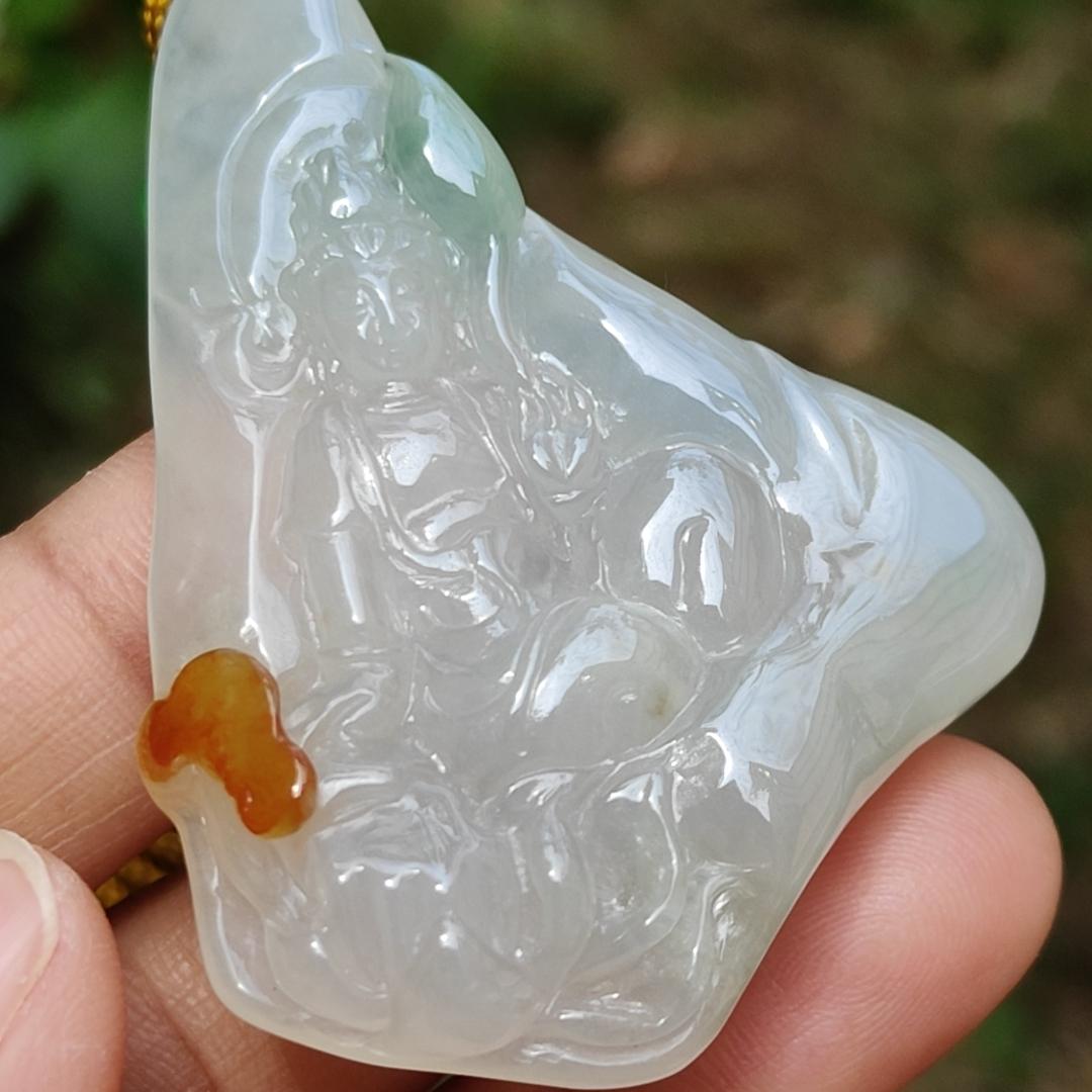 Unique Yellow and Green Natural Type A Jadeite Jade crafted with Guanyin as Pendant Necklace Jewellery with certificate weigh 23.54 grams, measurement 57.3 * 39.3 * 7.5 mm (pendant205) Yi Pin Qian