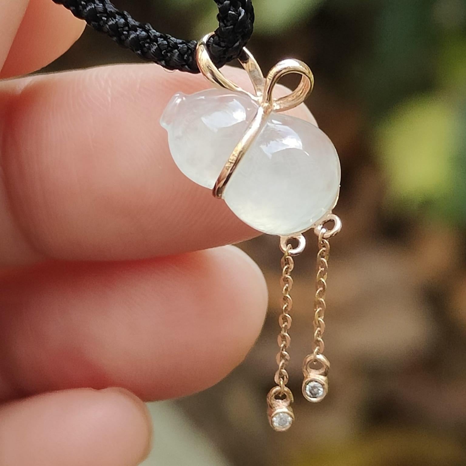 Natural Type A Jadeite & 18K Gold Pendant - Certified Ice Jade Gourd (Sku: 18kp119) Yi Pin Qian Jadeites Jade Jewelry ~Your Precious Quintessential ~ Singapore