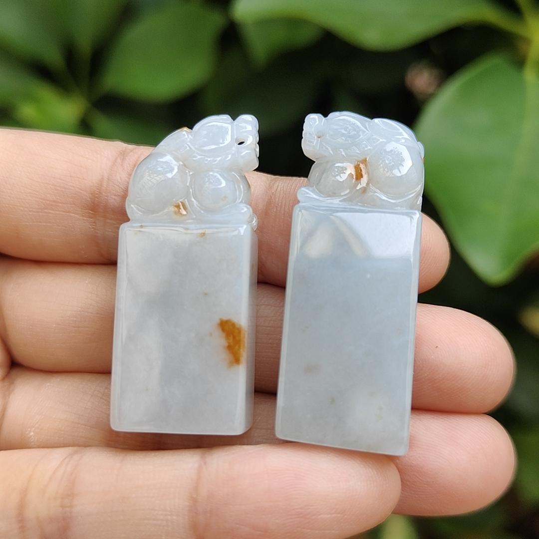 Type A Natural Jadeite Jade with Golden Yellow Patches High Quality - Crafted as pixiu for stamp or display, certificate weighs 15.79 and 15.76 grams, measurement 37.7 * 15.6 * 10 and 39.1 * 14.7 * 9.3 mm(hand8) Yi Pin Qian Jadeites Jade Jewelry ~Your Precious Quintessential ~ Singapore