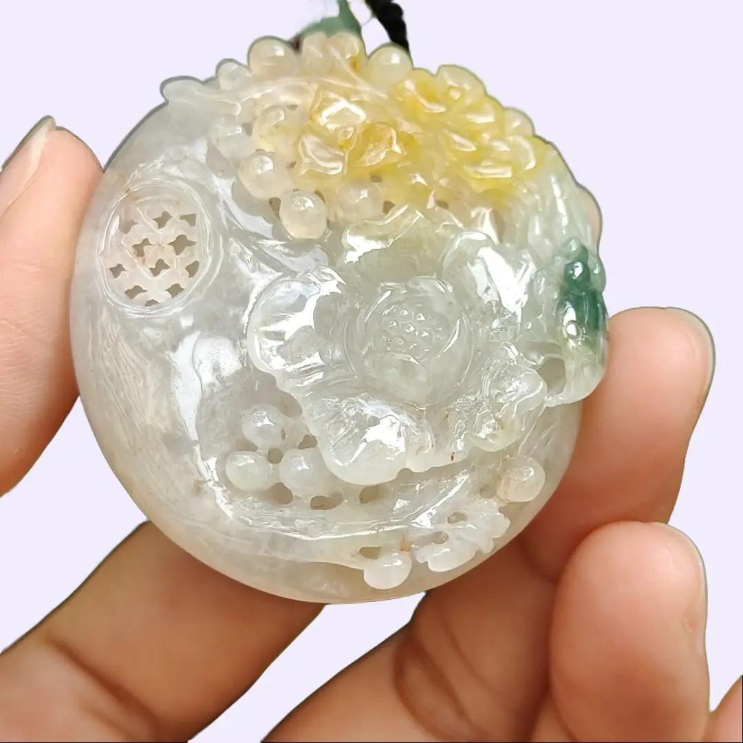 Rare Old Collection Old School Flowers Pendant Yellow and Green Natural Type A Jadeite Jade certificate weighs 42.61 grams, measurement 46.8 * 40.8 * 13.2 mm (pendant387) Yi Pin Qian Jadeites Jade Jewelry ~Your Precious Quintessential ~ Singapore