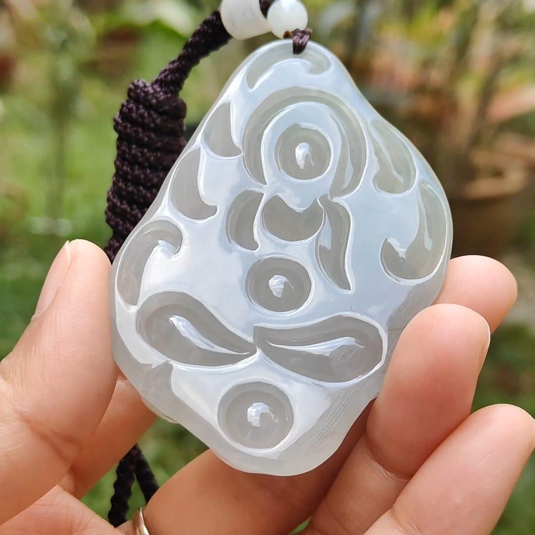 Rare Premium Quality Natural Type A Jadeite Jade crafted with Tara as a pendant with certificate weigh 46.31 grams, measurement 72.7 * 46.2 * 8.3 mm (pendant194) Yi Pin Qian