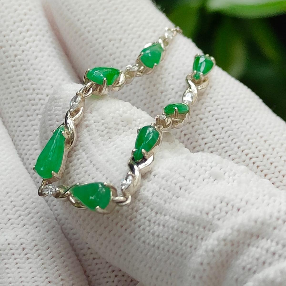 Earth Element Jade Bracelet - 7 Growth-Symbol Waterdrop Cabochons (Sku: s925b7) Yi Pin Qian Jadeites Jade Jewelry ~Your Precious Quintessential ~ Singapore