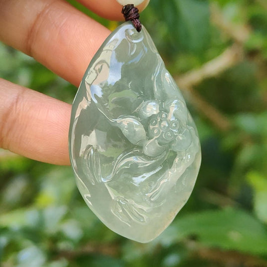 Quality Semi Icy Full Oil Green Natural Type A Jadeite Jade Pendant Necklace crafted with Lotus, certificate included weigh 12.07 grams, measurement 41.3 * 27 * 11 mm (pendant182) Yi Pin Qian