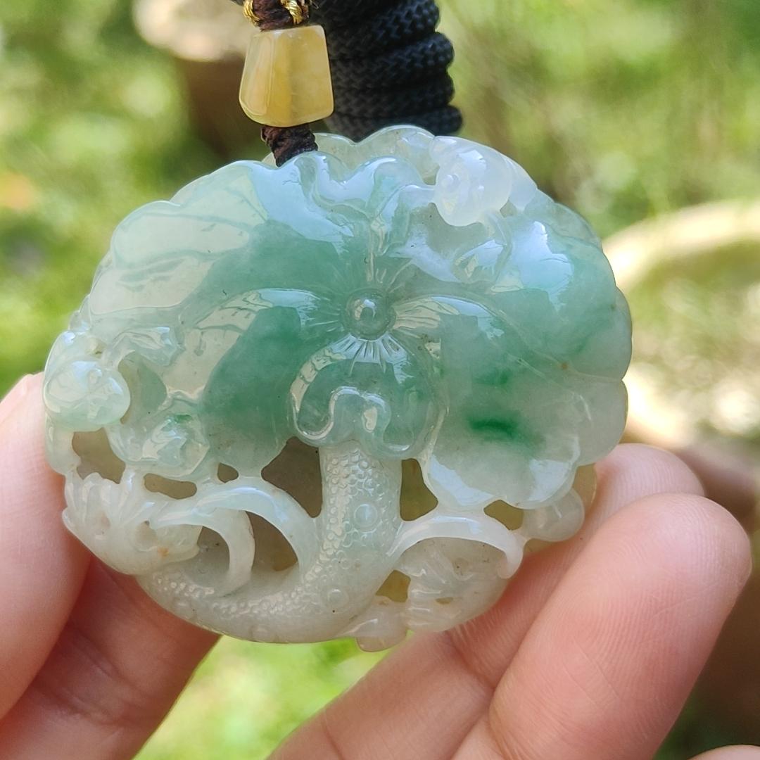 Rare Quality Yellow and Green Natural Type A Jadeite Jade beautifully crafted with frog and lotus old school hollow style, certificate weigh 27.08 grams, measurement 41.6 * 48 * 11 mm (pendant209) Yi Pin Qian
