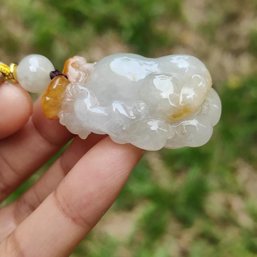 Unique Yellow Ruyi Chayote Natural Type A Jadeite Pendant with QIC approved labs certificate weight 25.27 grams, 40 * 25 * 15.20 mm originate from Myanmar very suitable for daily wear (pendant119) Yi Pin Qian