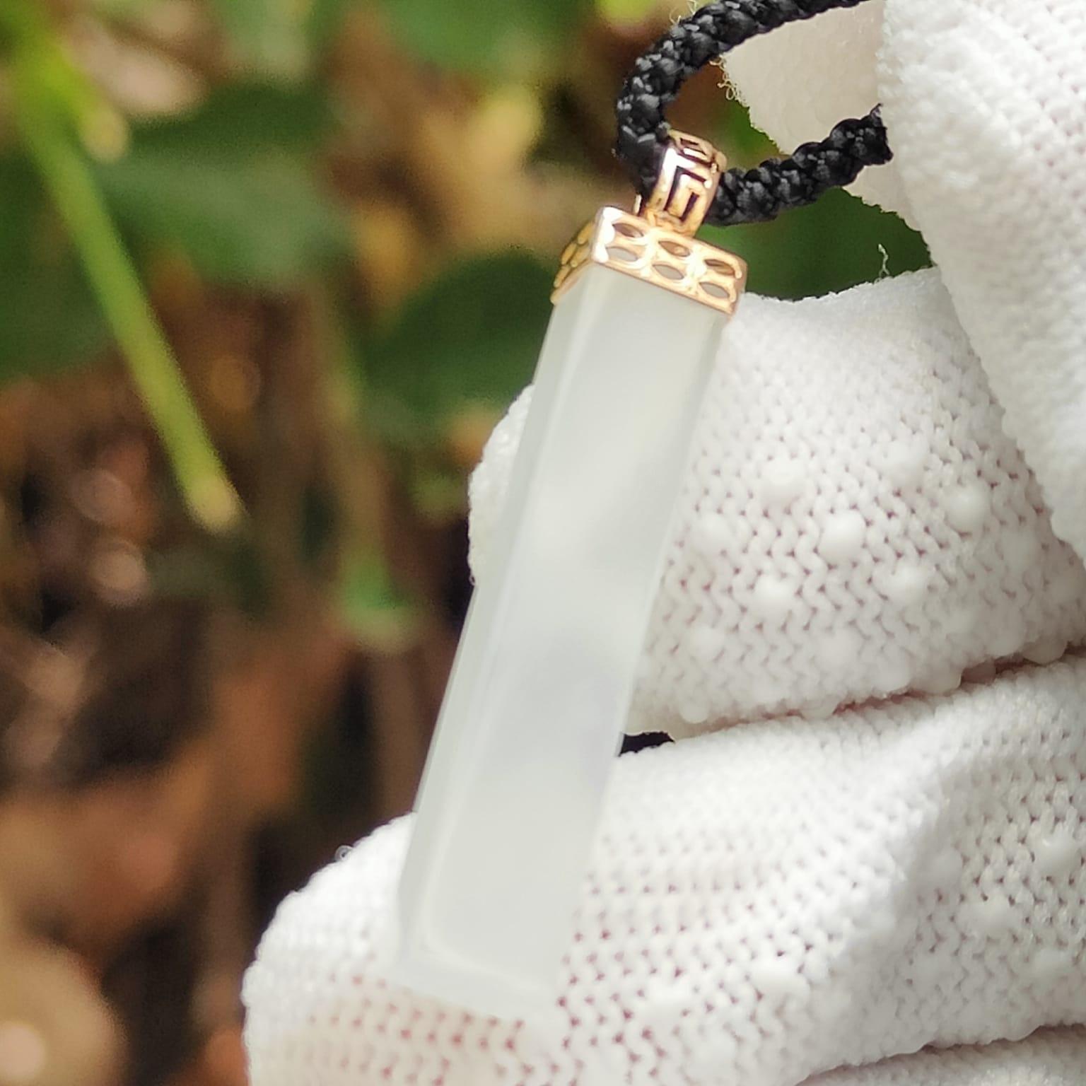 Harmony’s Embrace Natural Jadeite Pendant – Earth-Centered Energy (Sku: 18kp118) Yi Pin Qian Jadeites Jade Jewelry ~Your Precious Quintessential ~ Singapore