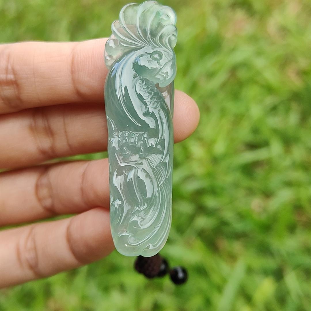 Semi Icy Good Translucency Green Natural Type A Jadeite Pendant Necklace crafted as the parrot, symbols of Wise and brave, heroic and mighty, with certificate weigh 10.82 grams, 57.8 * 16.3 * 7.1 mm (pendant24) Yi Pin Qian