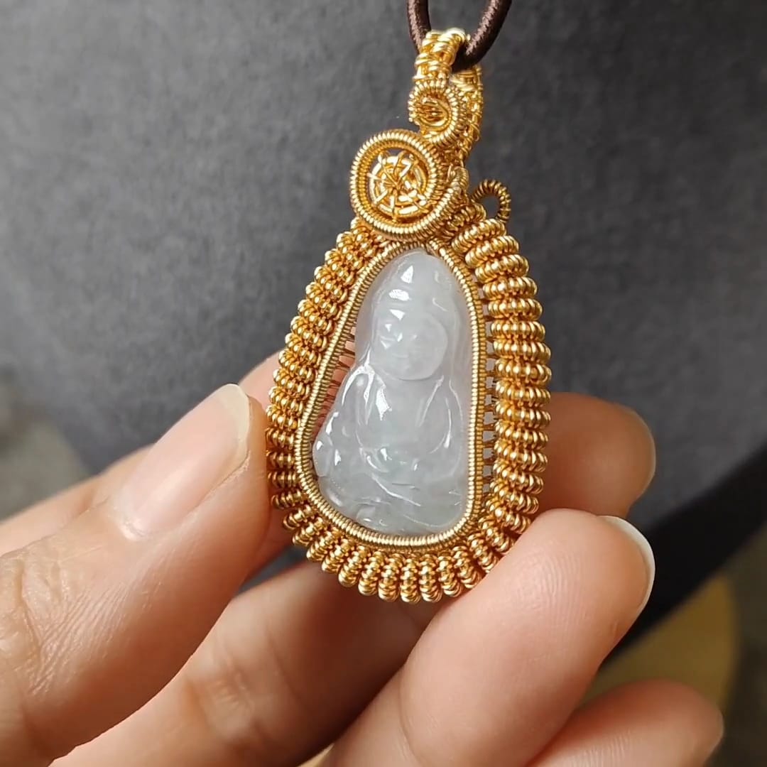 #Sold - Type A Jadeite Guanyin 观音 pendant design by #YPQ 100% hand wrapping with GF14k Pendant