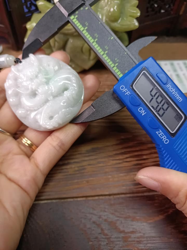 Yi Pin Qian Type A Jadeite Dragon pendant with certificate Yi Pin Qian