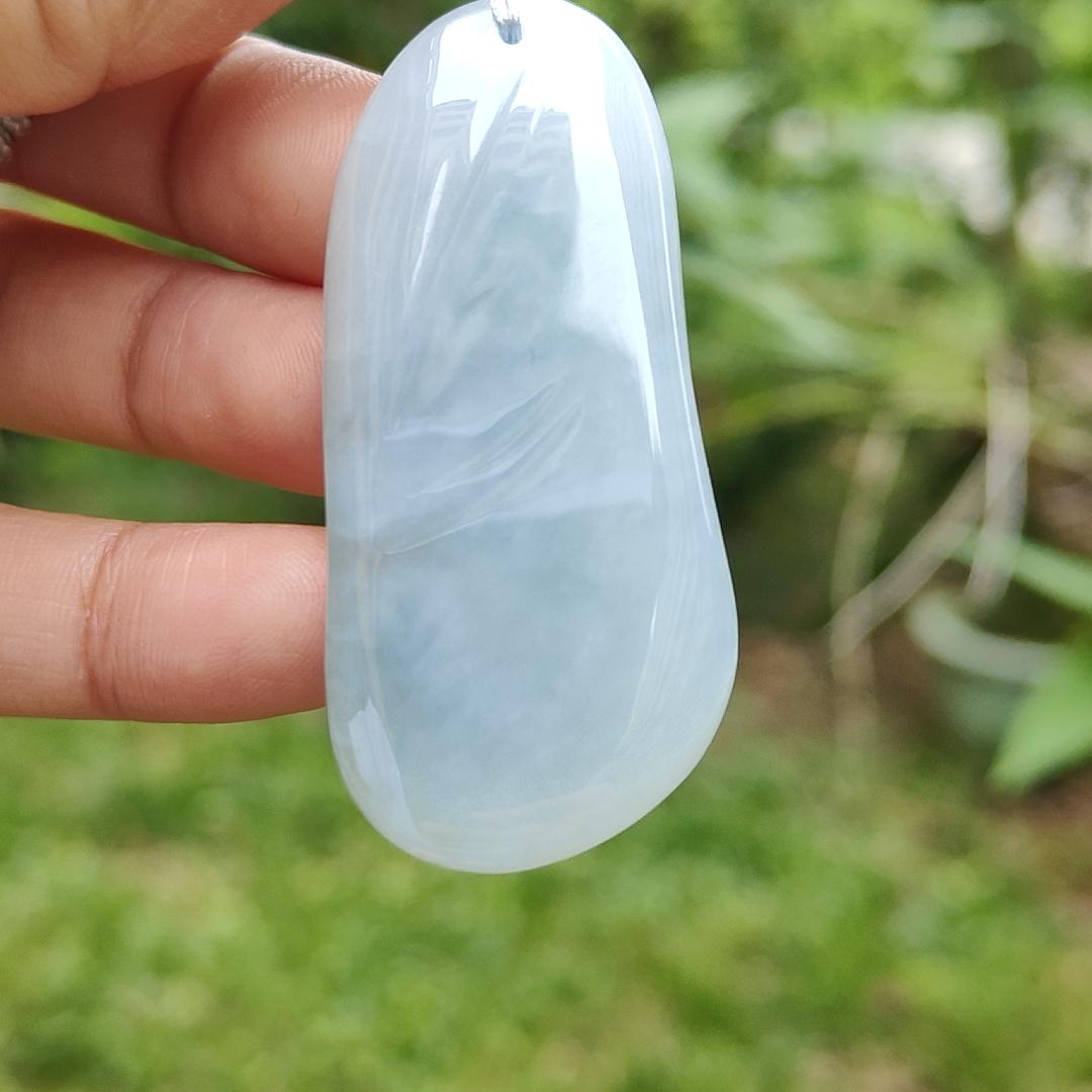 Sky Blue Natural Type A Jadeite pendant with certificate faceless buddha weight 22.44 grams, 50.60 * 23.60 * 9.30 mm suitable for daily wear (pendant123) Yi Pin Qian
