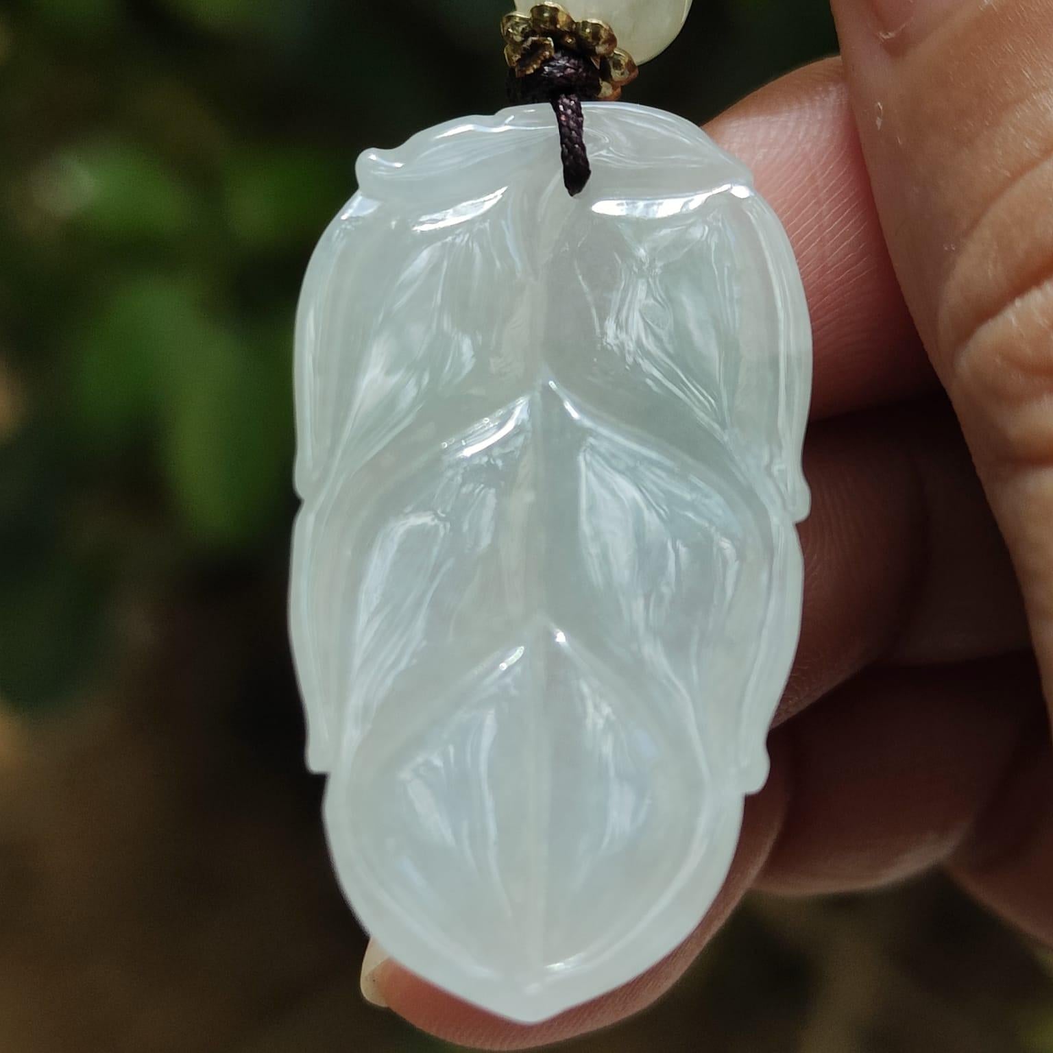 Crafted as Leaf on Natural Type A Jadeite Jade as Pendant certificate weighs 7.37 grams, measurement 34.8 * 19.3 * 5.8 mm (pendant379) Yi Pin Qian Jadeites Jade Jewelry ~Your Precious Quintessential ~ Singapore