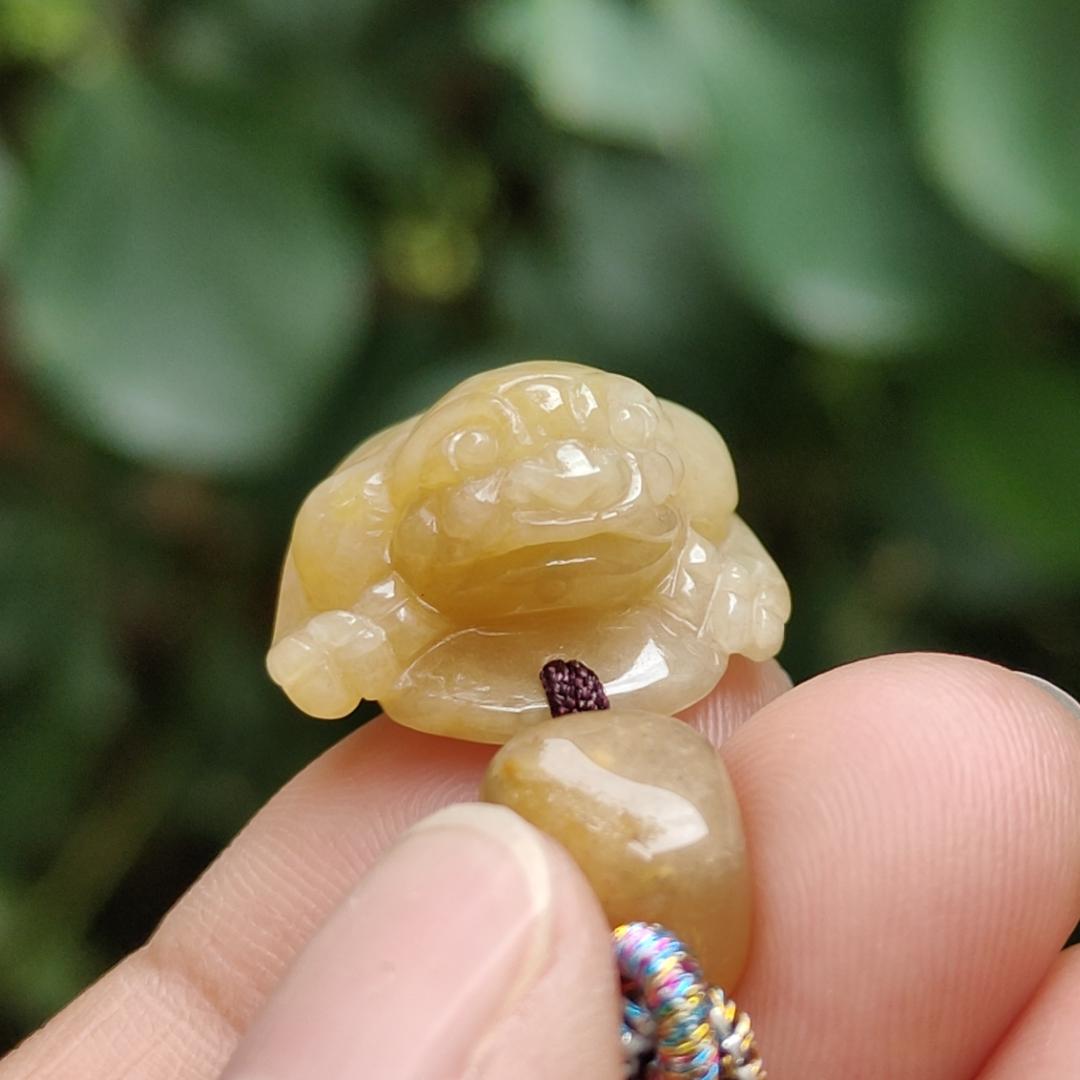 Just Arrived SG Local Seller - Yellow with Green patch Natural Type A Jadeite Jade crafted as Three Legs Toad Pendant certificate weighs 5.17 grams, measurement 22 * 19.5 * 11.3 mm (pendant333) Yi Pin Qian Jadeites Jade Jewelry ~Your Precious Quintessential ~ Singapore