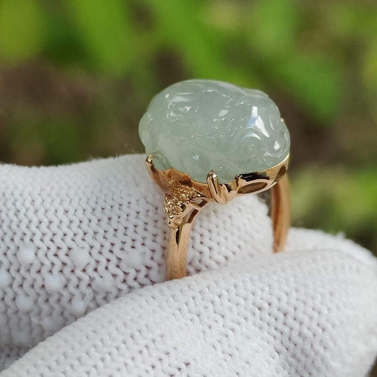 Ring size 15.5 mm - SG Seller - Crafted as Pixiu Cabochon on Natural Type A Jadeite Jade set with 18k gold, certificate weighs 3.65 grams, measurement 14.3 * 11 * 5.9 mm (18kring37) Yi Pin Qian Jadeites Jade Jewelry ~Your Precious Quintessential ~ Singapore