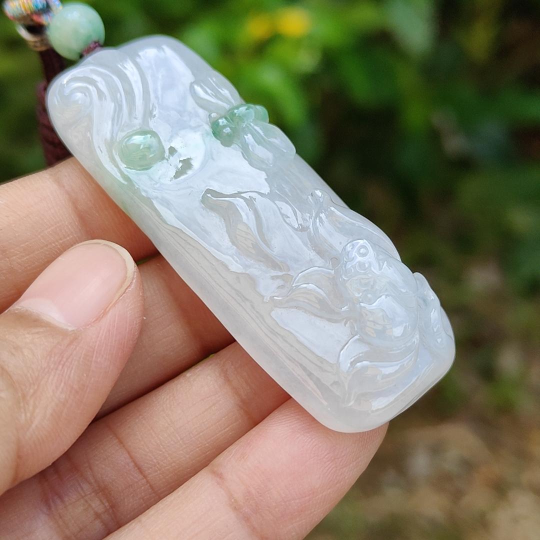 Line of Green Crafted with Very Refreshing Unique Rare Dragonfly with Flower Natural Type A Jadeite Pendant come with certificate weight 26.84 grams, 57.20 * 21.70 * 11.80 mm suitable for daily wear (pendant114) Yi Pin Qian
