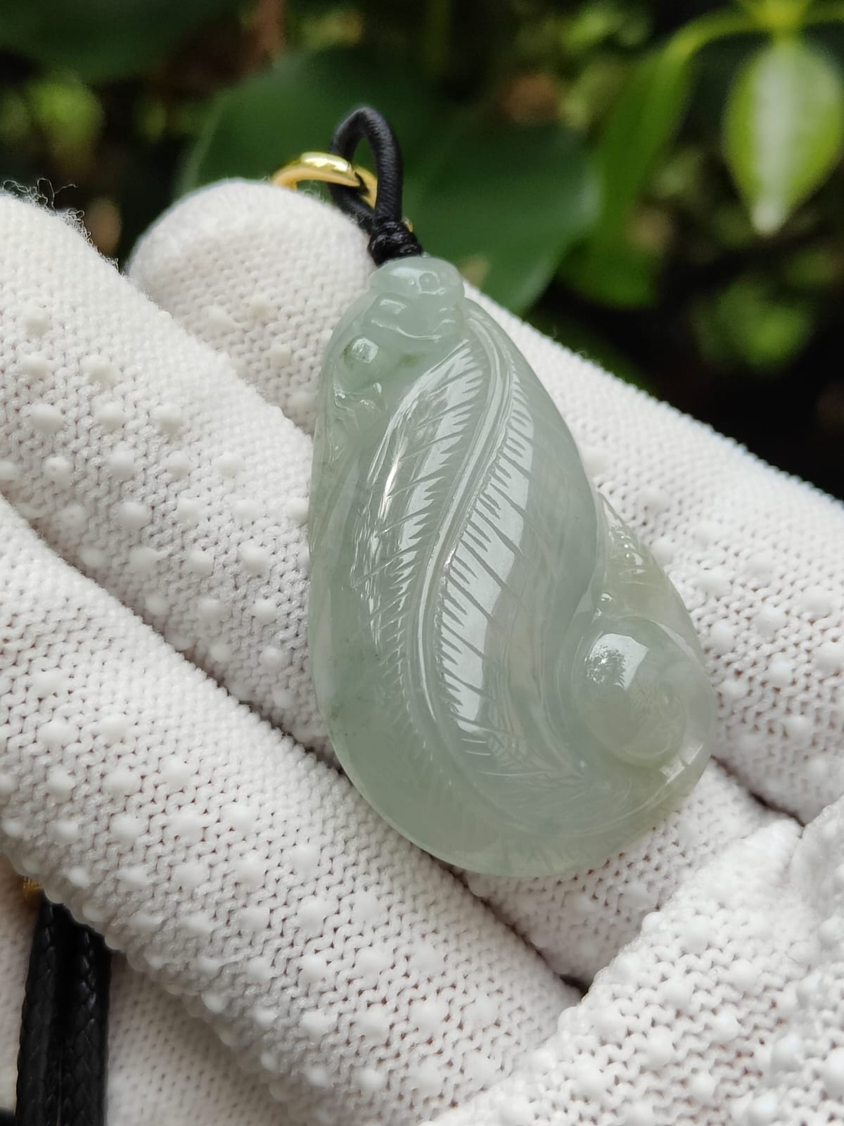 Monkey Leaf Ruyi Carving – Natural Type A Jadeite Pendant (Sku: pendant442)