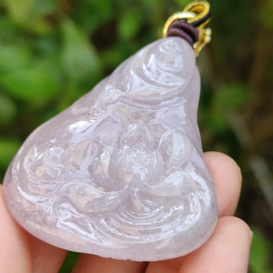 Very Rare Pinkish Lavender Natural Type A Pendant carved with lotus flower and fish with NGI Gemstone report weight 204.27 grams, 51.50 * 42.43 * 12.85 mm , Full Lavender Translucent fine grain crystal aggregate very rare pendant (pendant130) Yi Pin Qian