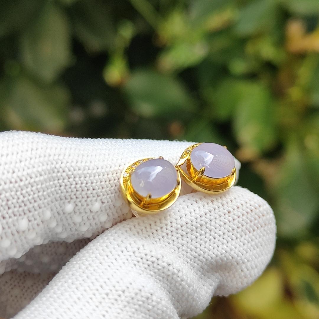 New SG Local High-Quality pair of Light Lavender crafted as cabochons on Natural Type A Jadeite Jade set with 18k gold as stud earrings, certificate weighs 2.51 grams (18k02) Yi Pin Qian Jadeites Jade Jewelry ~Your Precious Quintessential ~ Singapore