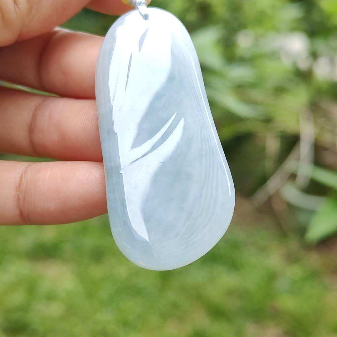 Sky Blue Natural Type A Jadeite pendant with certificate faceless buddha weight 22.44 grams, 50.60 * 23.60 * 9.30 mm suitable for daily wear (pendant123) Yi Pin Qian