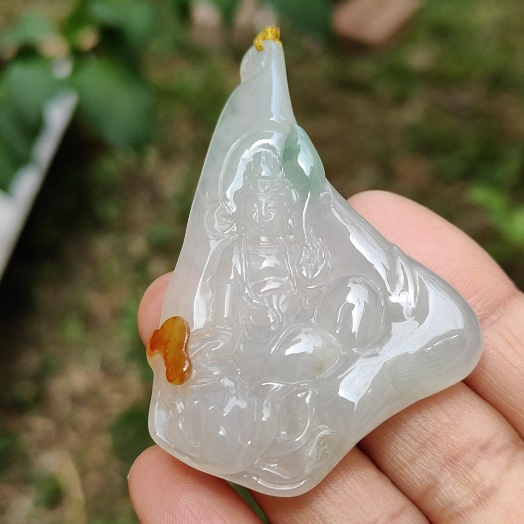 Unique Yellow and Green Natural Type A Jadeite Jade crafted with Guanyin as Pendant Necklace Jewellery with certificate weigh 23.54 grams, measurement 57.3 * 39.3 * 7.5 mm (pendant205) Yi Pin Qian