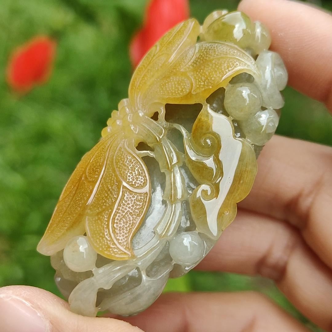 Super Rare High Quality Light Green and Yellow Natural Type A Jadeite Jade crafted with Dragonfly and Ruyi as Pendant, certificate weighs 60.60 grams, measurement 60 * 32.1 * 22.3 mm (pendant260) Yi Pin Qian