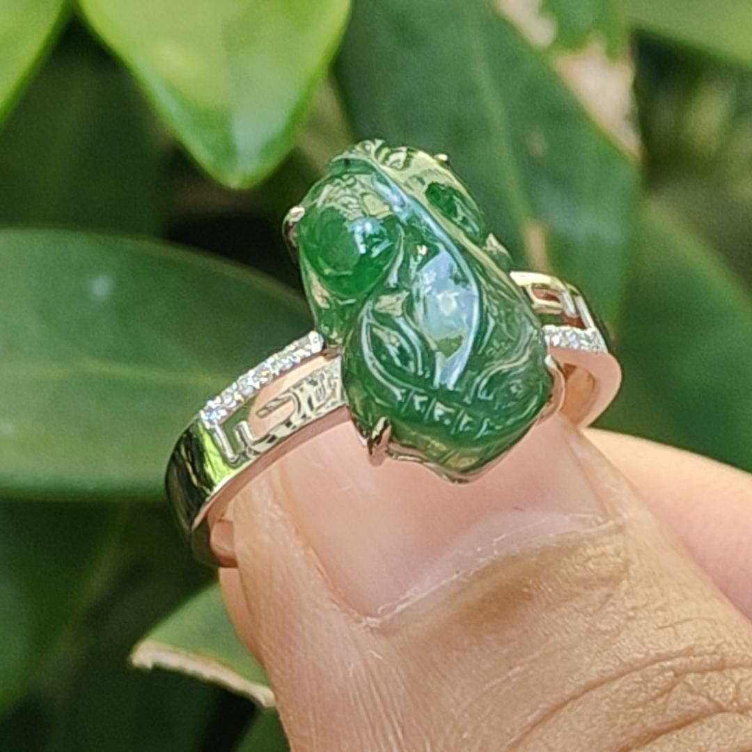 Green Pixiu measurement 13.2 * 7.9 * 4.5 mm Natural Type A Jadeite Jade set with 18k as Ring - Finger Size with diameter = 16.2mm (18kring42) Yi Pin Qian Jadeites Jade Jewelry ~Your Precious Quintessential ~ Singapore