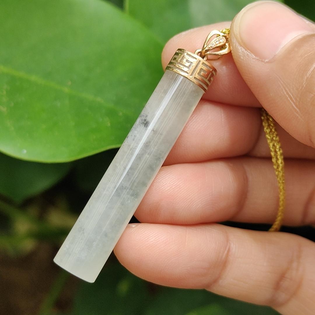 Good Translucent Icy Natural Type-A Jadeite-Jade crafted with shape of cylindrical set with 18k gold clasp as Pendant, certificate weighs 6.96 grams, measurement 43.8 * 8.1 * 7.1 mm (18kp64) Yi Pin Qian Jadeites Jade Jewelry ~Your Precious Quintessential ~ Singapore