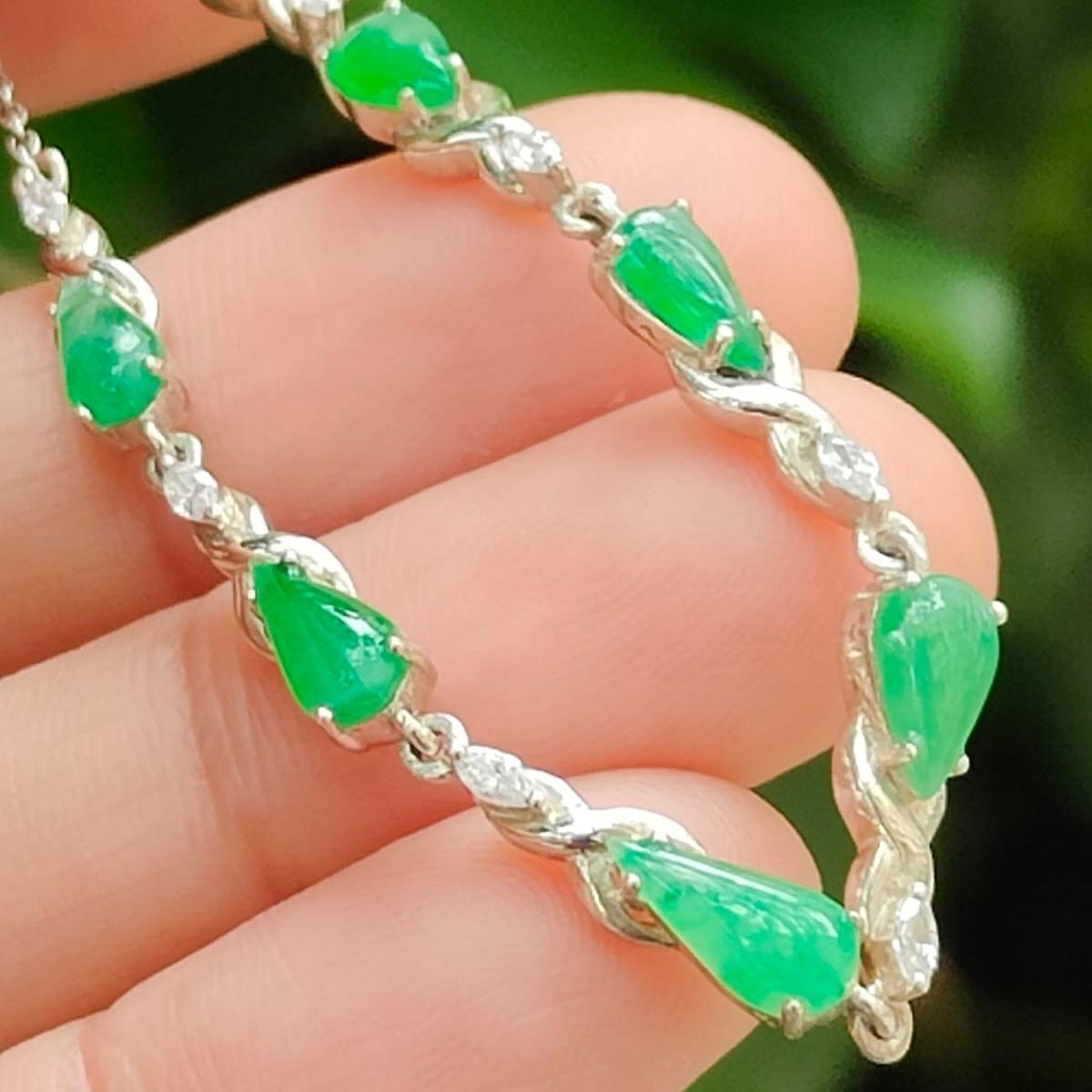 Earth Element Jade Bracelet - 7 Growth-Symbol Waterdrop Cabochons (Sku: s925b7) Yi Pin Qian Jadeites Jade Jewelry ~Your Precious Quintessential ~ Singapore