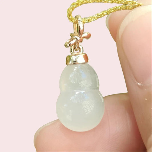 Five Elements Harmony Gourd Pendant – Natural Type A Jadeite, 18K Gold, Certified Heirloom (Sku: 18kp109) Yi Pin Qian Jadeites Jade Jewelry ~Your Precious Quintessential ~ Singapore