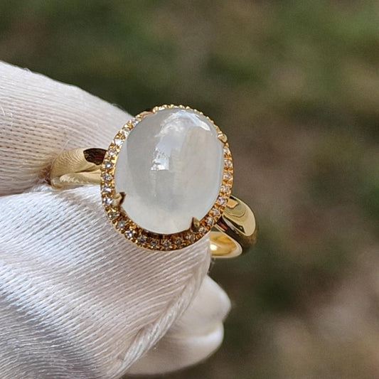 Icy Translucent Premium Quality Natural Type A Jadeite Jade crafted as Oval Cabochon set on 18k gold with diamonds as Ring with certificate weigh 2.54 grams, Finger Size 15mm, Measurement 9.9 * 8.2 * 4.5 mm (18kring22) Yi Pin Qian