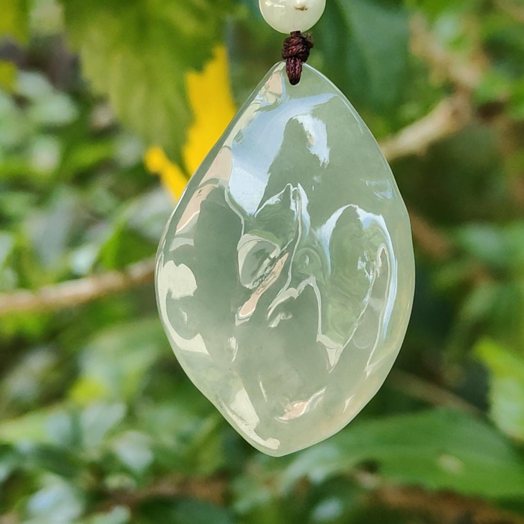Quality Semi Icy Full Oil Green Natural Type A Jadeite Jade Pendant Necklace crafted with Lotus, certificate included weigh 12.07 grams, measurement 41.3 * 27 * 11 mm (pendant182) Yi Pin Qian