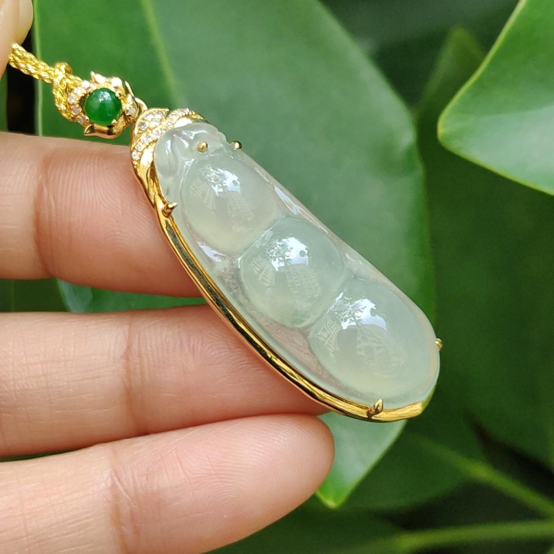 High Quality Good Translucent Light Green Hue Natural Type A Jadeite Jade Crafted as Bean, set on 18k gold as Pendant Necklace certificate weighs 6.88 grams (18kp68) Yi Pin Qian Jadeites Jade Jewelry ~Your Precious Quintessential ~ Singapore