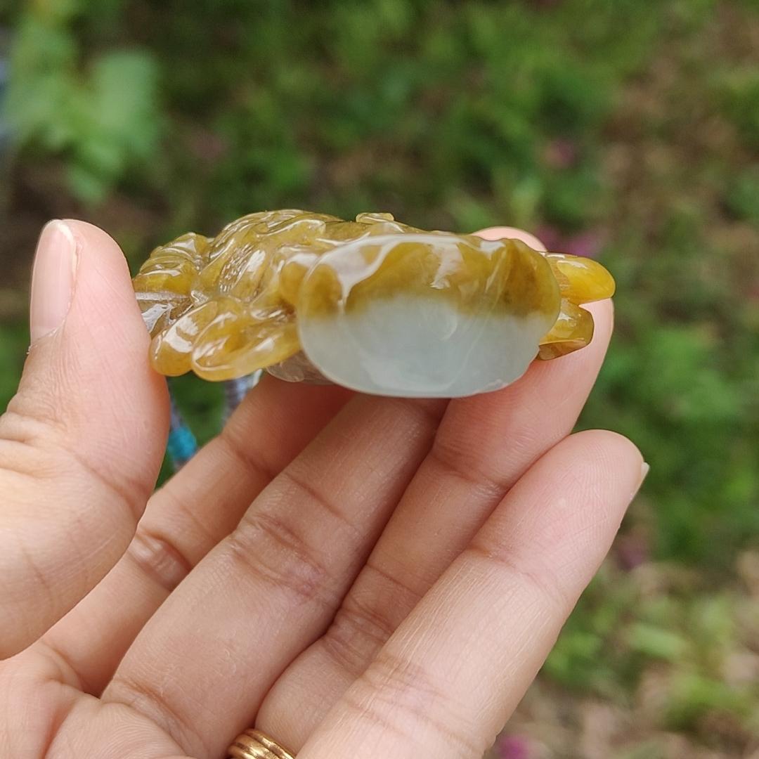 Special Sales - Very Rare Brown and Light Green Natural Type A Jadeite Jade crafted with Guan Gong as Pendant with certificate weigh 66.01 grams, measurement 70 * 43.7 * 18 mm (pendant228) Yi Pin Qian