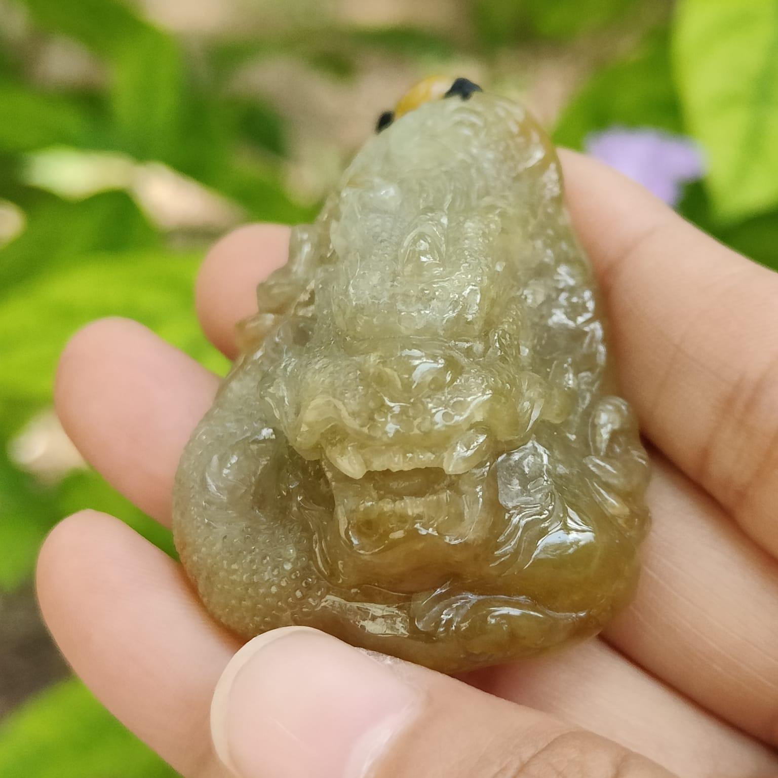 Crafted as Dragon Pendant on High Quality Natural Type A Jadeite Jade, certificate weighs 52.19 grams, measurement 52.8 * 36.9 * 22.5 mm (pendant372) Yi Pin Qian Jadeites Jade Jewelry ~Your Precious Quintessential ~ Singapore