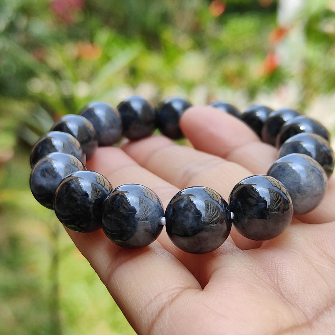 Black Wuji Natural Type A Jadeite Jade crafted with 16 * 13mm beads as a bracelet with QIC labs approved certificate weigh 60.39 grams (bracelet19) Yi Pin Qian