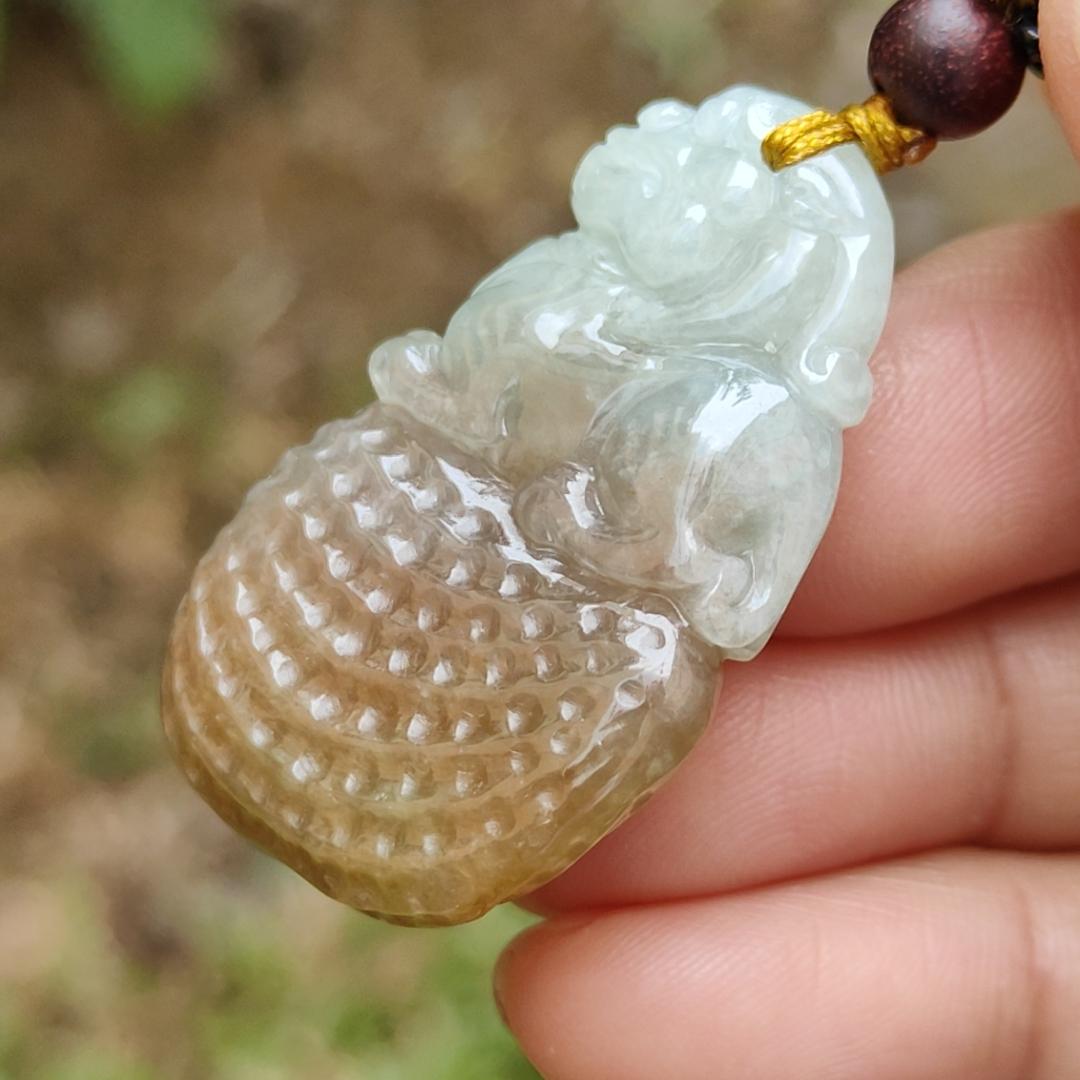 Quality Yellow with Light Green Hue Natural Type A Jadeite Jade crafted with Lion as Pendant, certificate weighs 17.82 grams, measurement 38 * 24 * 11.6 mm (pendant241) Yi Pin Qian