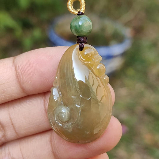 Rare Yellow Natural Type A Jadeite Jade crafted with Dragon Playing with Pearls as Pendant, certificate weigh 6.33 grams, measurement 32 * 21 * 6.5 mm (pendant217) Yi Pin Qian
