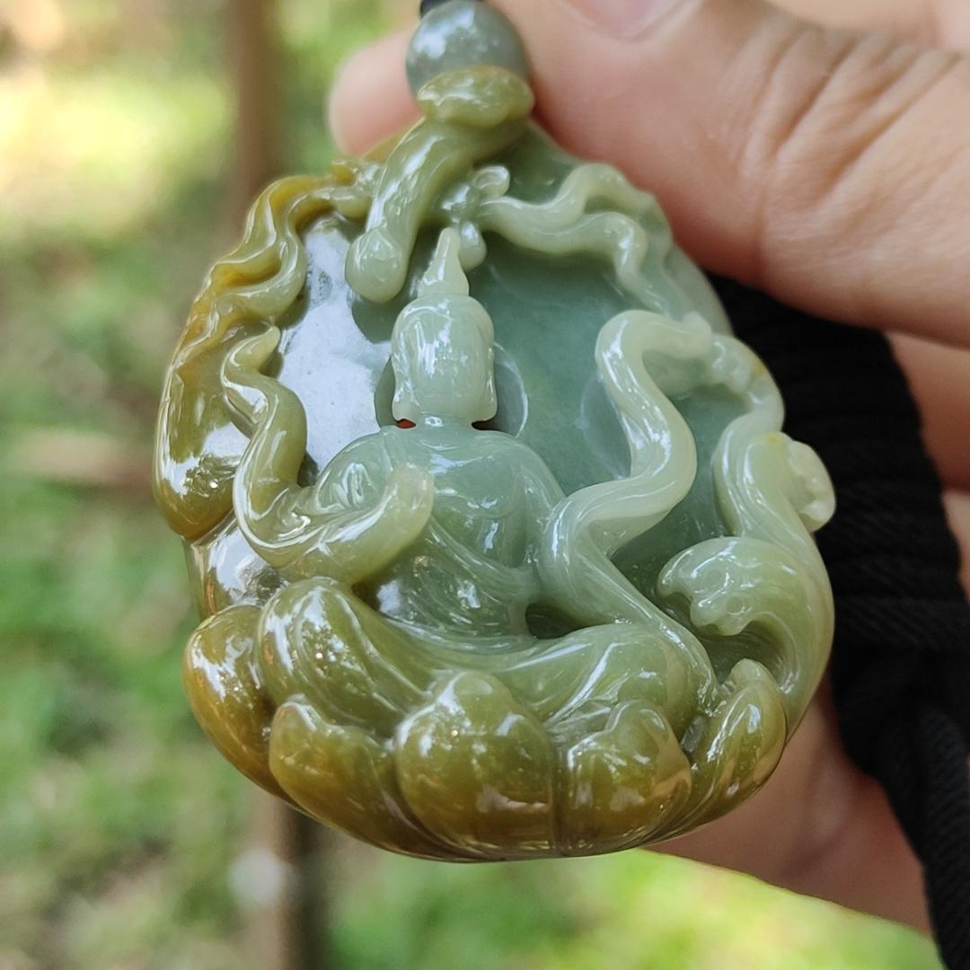 #Sold - Good Quality Yellow and Green Natural Type A Jadeite Jade crafted with Ruyi and Faceless Buddha as Pendant, QIC approved labs certificate weigh 45.18 grams, measurement 53.1 * 38.3 * 14.8 mm (pendant273)