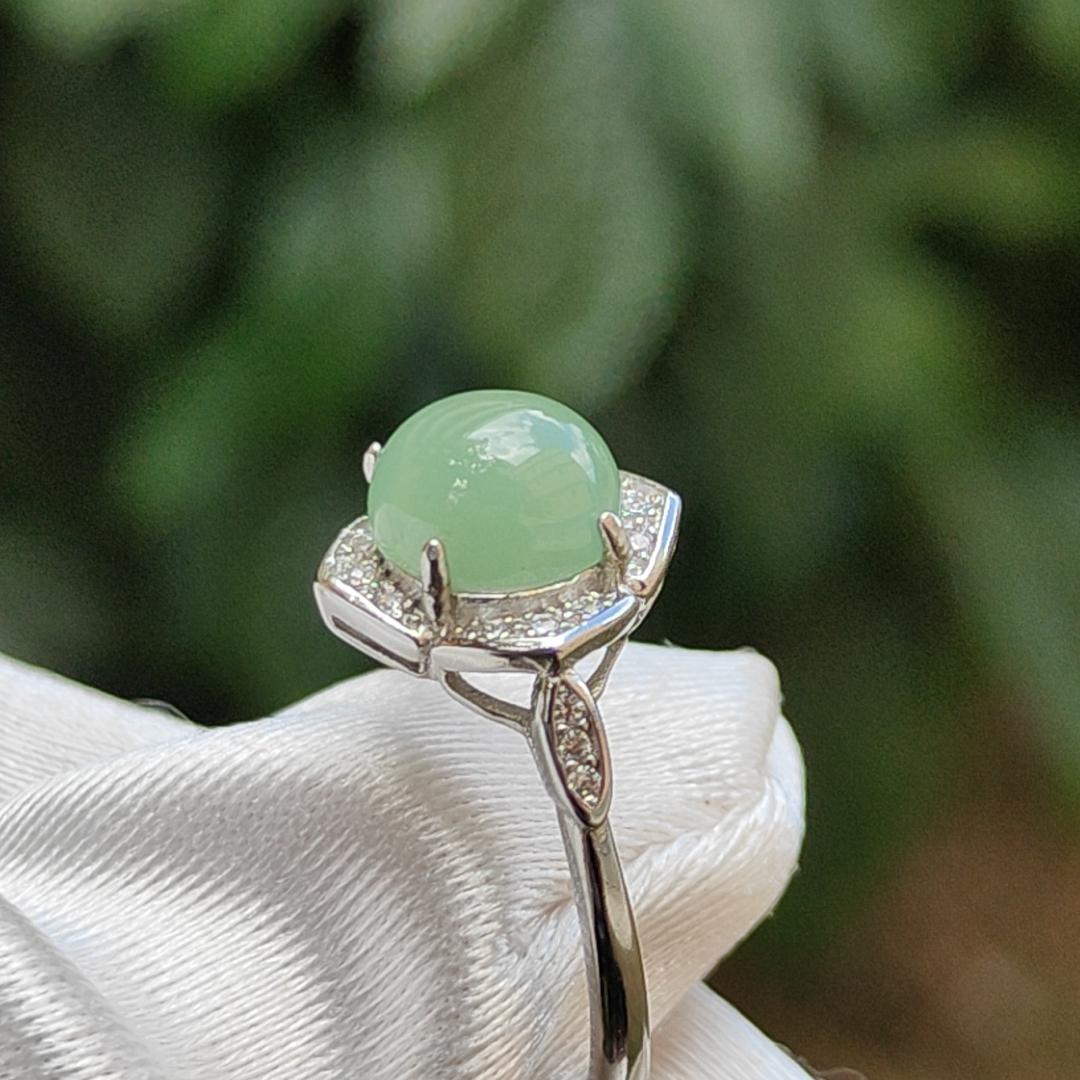 Green Natural Type A Jadeite Jade cabochon 7.8 * 7.2 * 4.5 mm set with S925 Silver as adjustable ring, certificate weigh 2.23 grams, (s925ring12) Yi Pin Qian