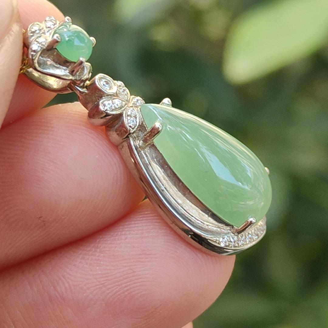 Apple Green Quality Translucent Drop Shape Cabochon on Natural Type A Jadeite Jade set on S925 as pendant, certificate weighs 3.12 grams, measurement 16.3 * 9.2 *4 mm (s925p3) Yi Pin Qian Jadeites Jade Jewelry ~Your Precious Quintessential ~ Singapore