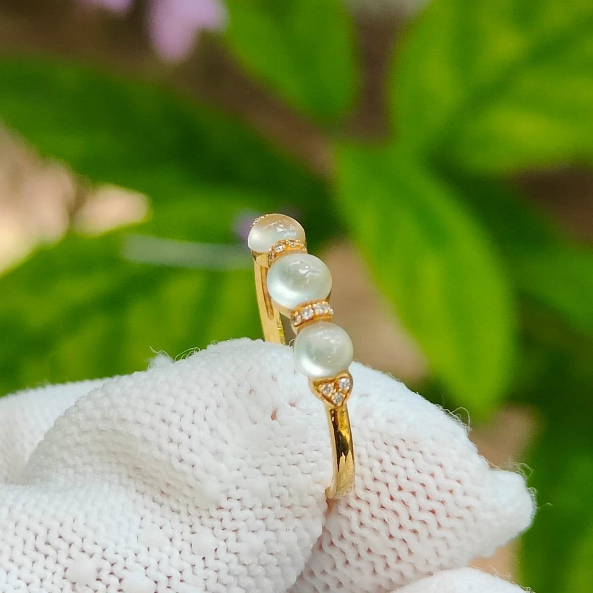 SG Seller New Listing Crafted on Natural Type jadeite jade with 3 cabochons on 18k gold as Ring certificate weighs 1.18 grams (18kring36) Yi Pin Qian Jadeites Jade Jewelry ~Your Precious Quintessential ~ Singapore