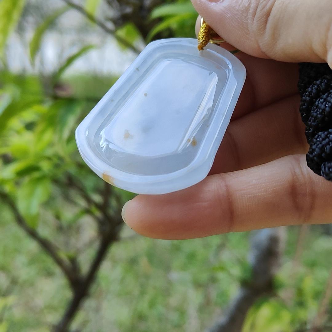 Natural Type A Jadeite carved with deer , Icy Highly Translucent with russet patches , NGI Certification with weight at 72.1 grams , [41.51 * 33.32 * 6.08 mm] - Premium Myanmar Jadeite Pendant (pendant144) Yi Pin Qian