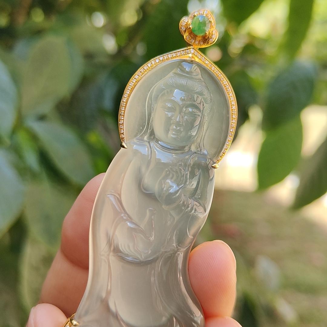 Super Rare Premium High Quality Light Green with Green Natural Type A Jadeite Jade crafted as Standing Guanyin set on 18k Gold with diamonds and one green cabochon, certificate weigh 27.19 grams, measurement 89.9 * 33.2 * 11.9 mm (18kp34) Yi Pin Qian