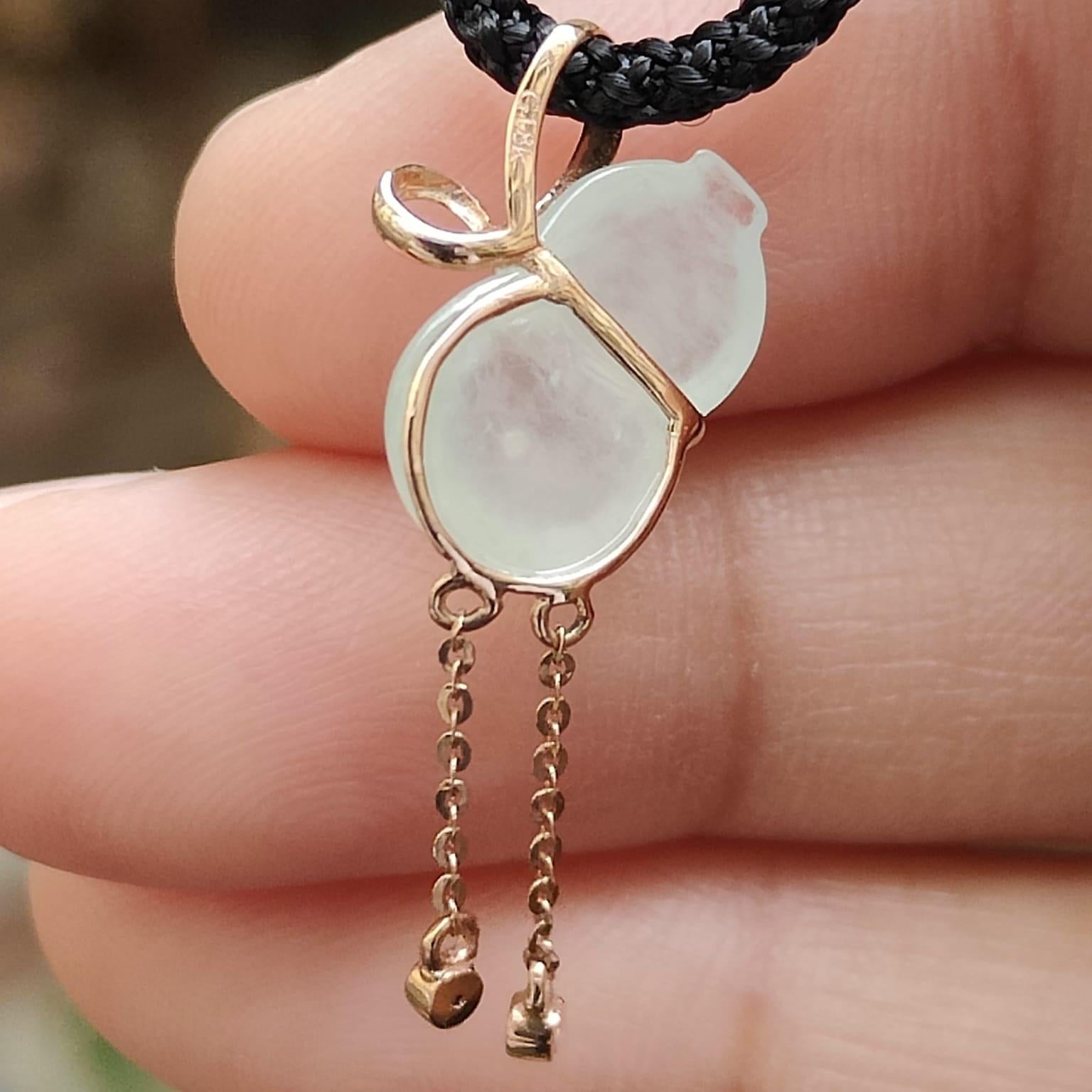 Natural Type A Jadeite & 18K Gold Pendant - Certified Ice Jade Gourd (Sku: 18kp119) Yi Pin Qian Jadeites Jade Jewelry ~Your Precious Quintessential ~ Singapore