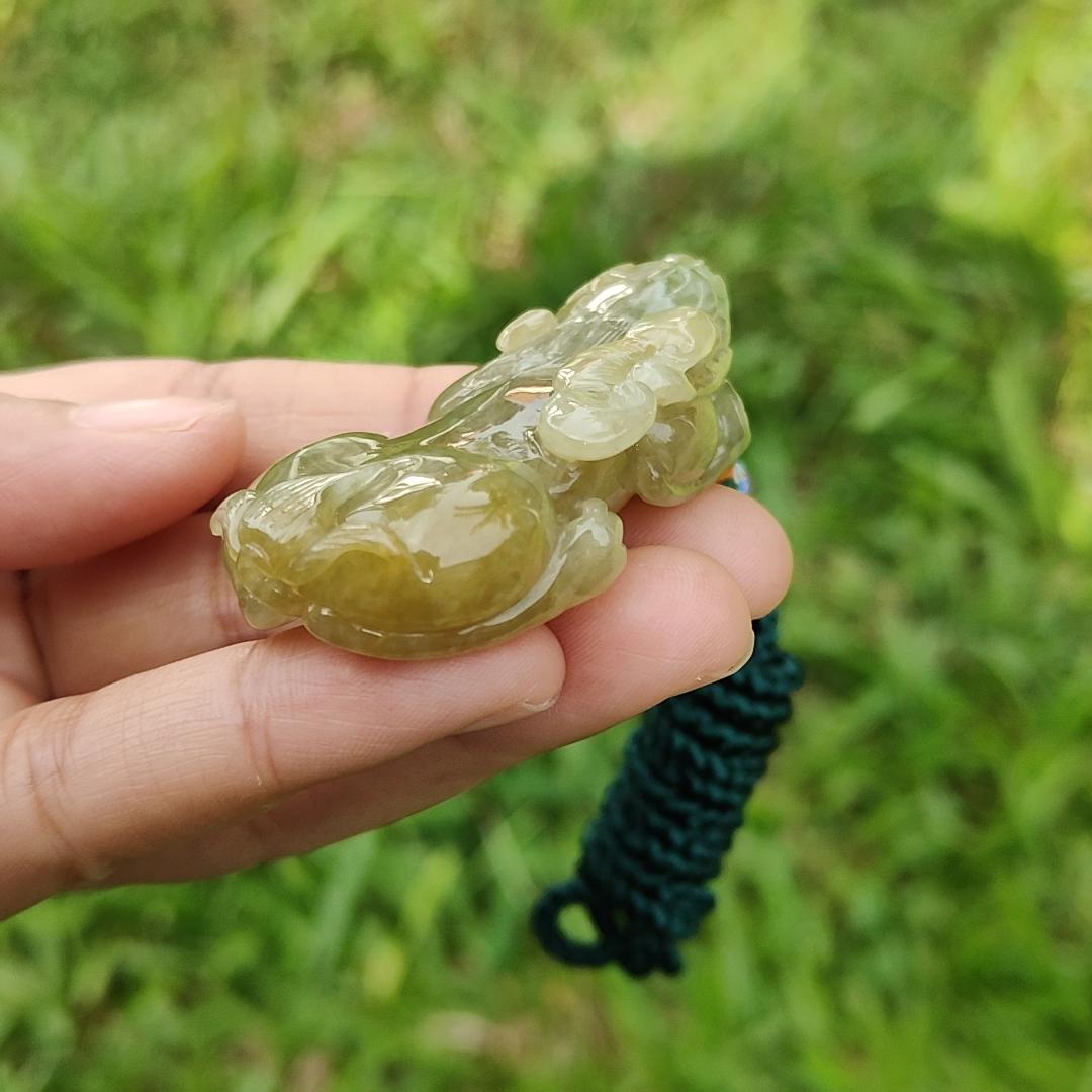 Premium Yellow Natural Type A Jadeite Pendant Necklace Crafted as Pixiu with Ruyi and Coin, certificate included weigh 39.48 grams, measurement 56.8 * 28.8 * 13 mm, suitable for daily wear and collectible (pendant41) Yi Pin Qian