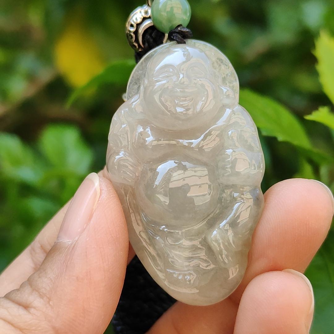 Semi Icy Milo Buddha Natural Type A Jadeite Pendant with certificate weighs 13.87 grams, 44.2 * 26.5 * 8.1 mm, milo represent The strength that can tolerate the things of the world represents the mind that can solve a thousand sorrows (pendant85) Yi Pin Qian