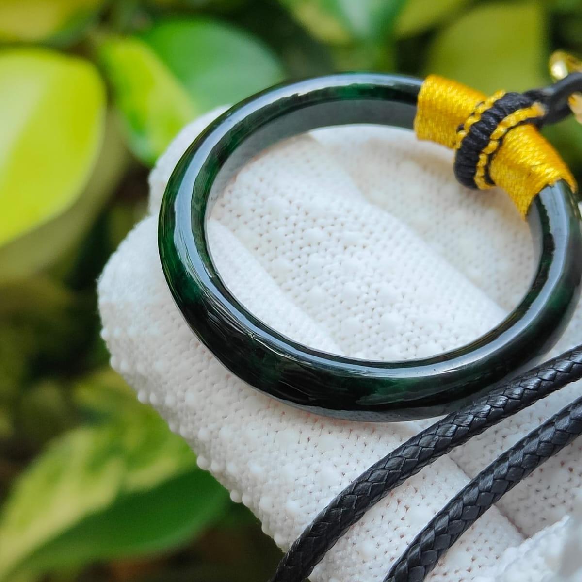 🌀 Rare Green Hoop Jadeite Pendant 🌱 | Zi Wei Dou Shu-Enhanced for Singapore’s Achievers (Sku: pendant451)